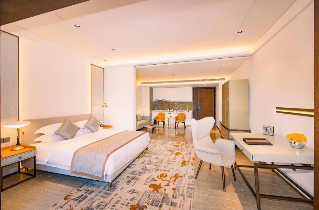 Rock Platinum Sea View Hotel Sanya Exterior foto