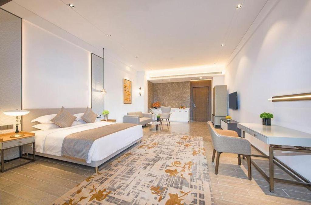 Rock Platinum Sea View Hotel Sanya Exterior foto