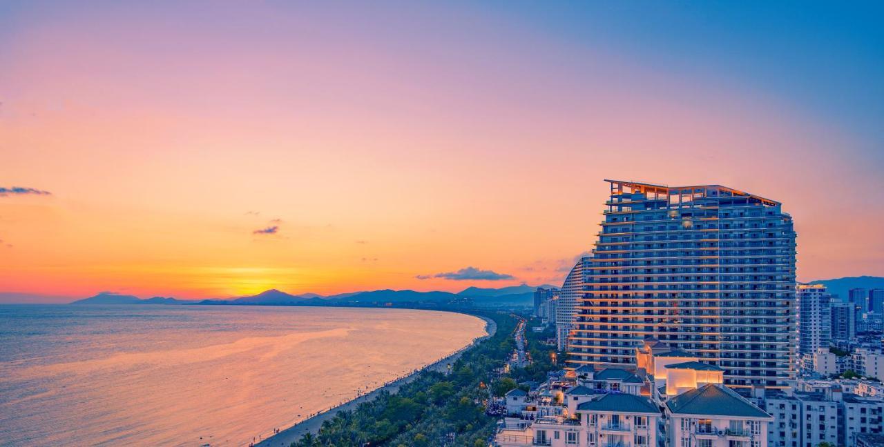Rock Platinum Sea View Hotel Sanya Exterior foto